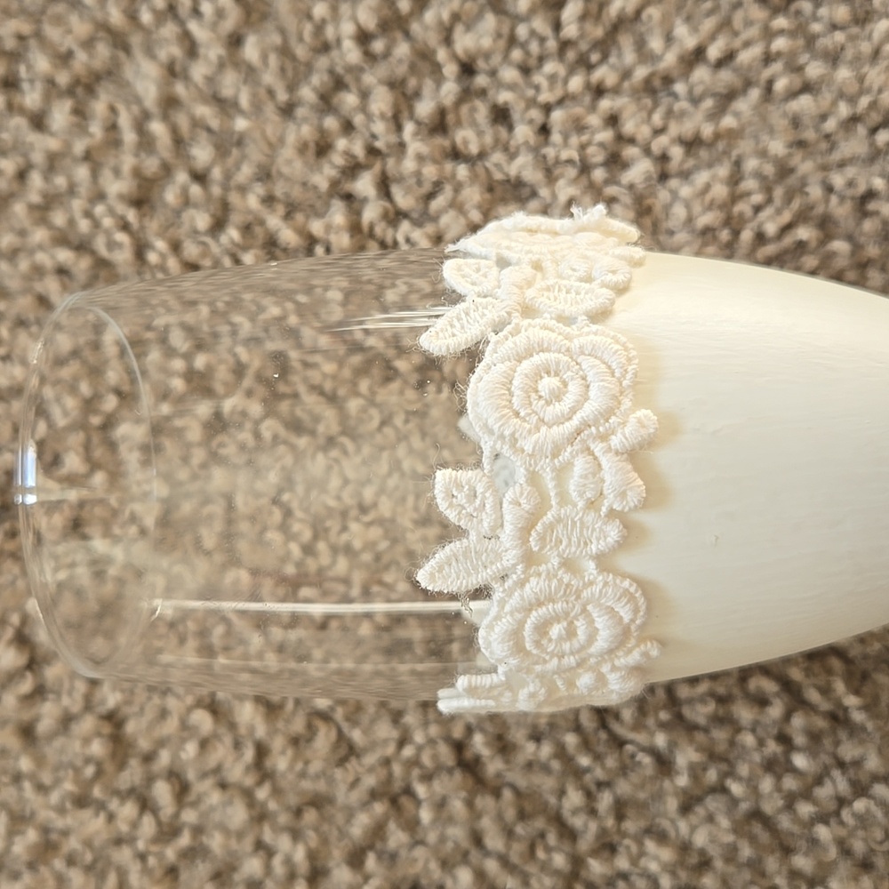 New Bride & Groom Champagne Glasses - Lowest Price - Picture 5 of 7